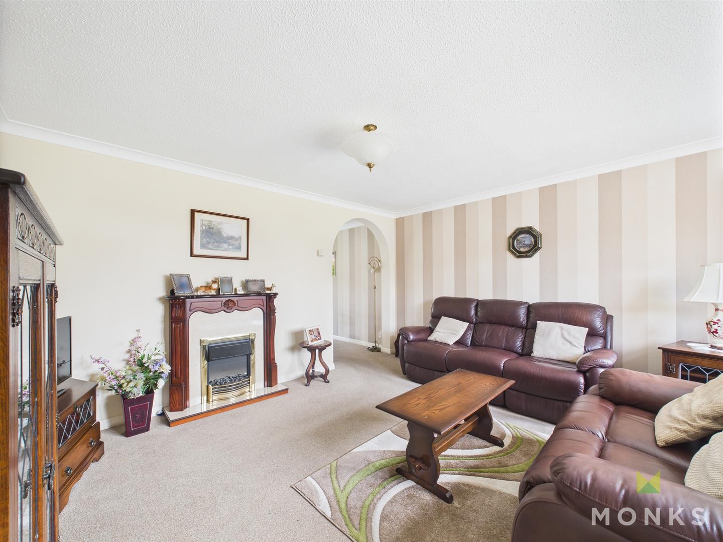 4 Woodpecker Close, Shrewsbury, SY1 4UB SSTC